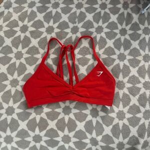 Gymshark Women’s Minimal Sports Bra Red
